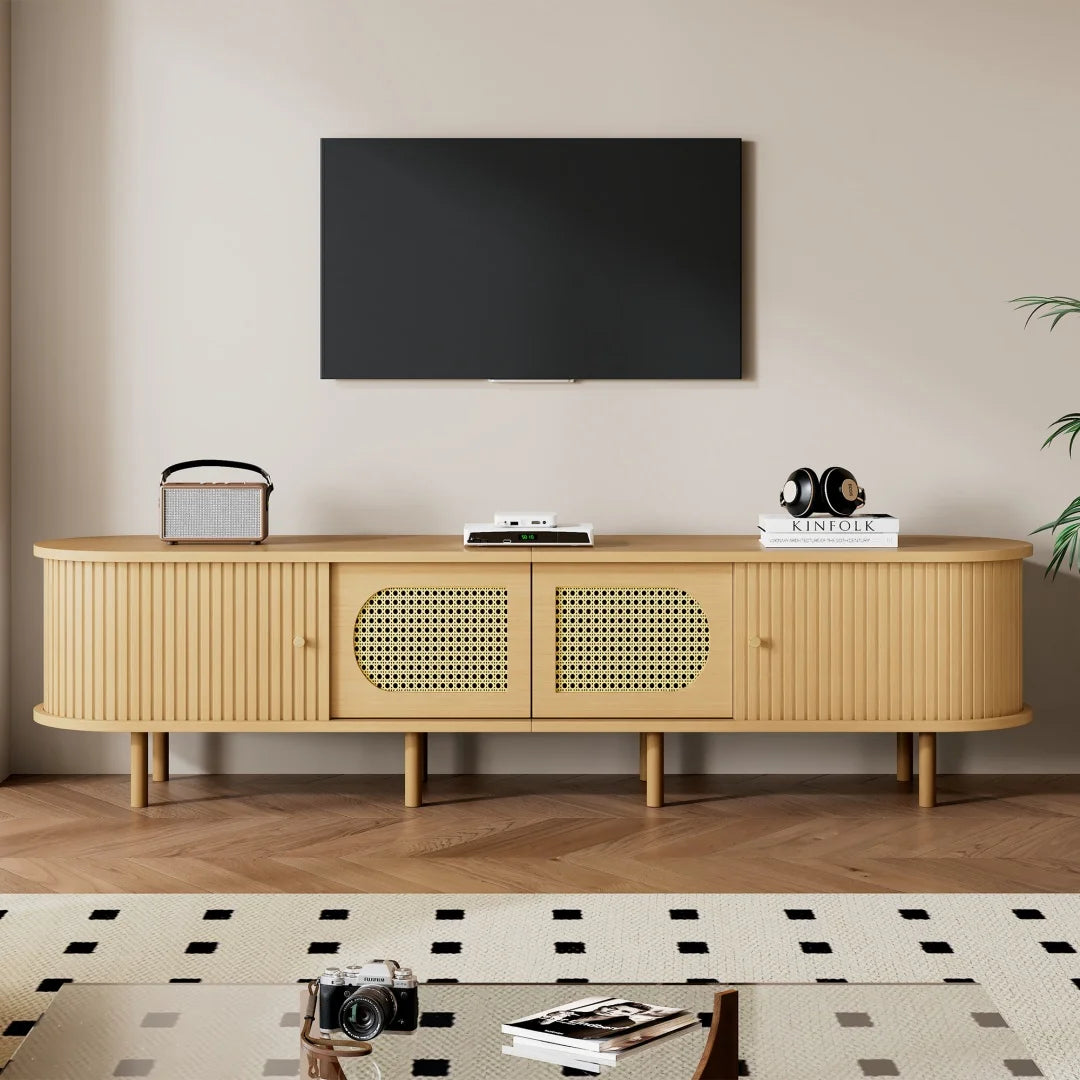 Meuble TV ovale 180x40x40 cm couleur bois clair avec design en rotin, deux portes de placard, deux portes coulissantes, meuble télé bas de salon en MDF, adapté aux téléviseurs jusqu'à 75 pouces