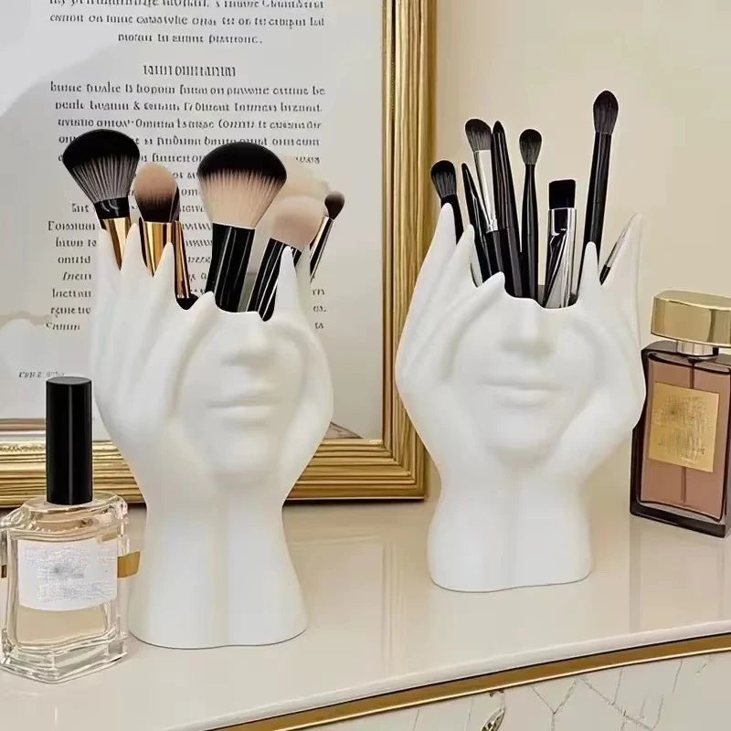 1PC Creative Human Body Art Styling Office Supplies Desktop Multifunctional Storage Pen Holder Makeup Brush Holder Decoration