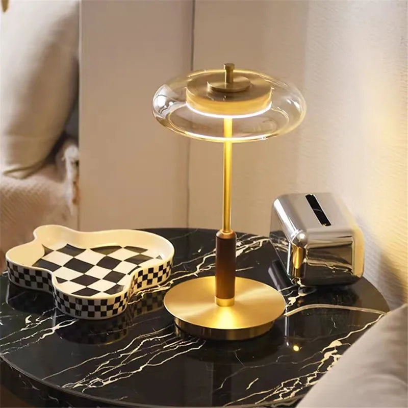 Lampadaire rétro moderne en verre et métal doré de luxe - Design artistique en forme de champignon pour salon, chambre, chevet et bureau, lampe de table
