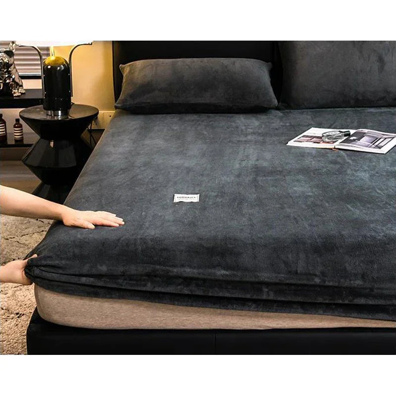 Drap-housse et housse de matelas moelleuse en polaire corail