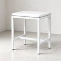 Tabouret de coiffeuse blanc, pouf de maquillage rembourré en similicuir PU avec structure métallique, banc carré pour chambre à coucher, 40 x 30 x 42 cm