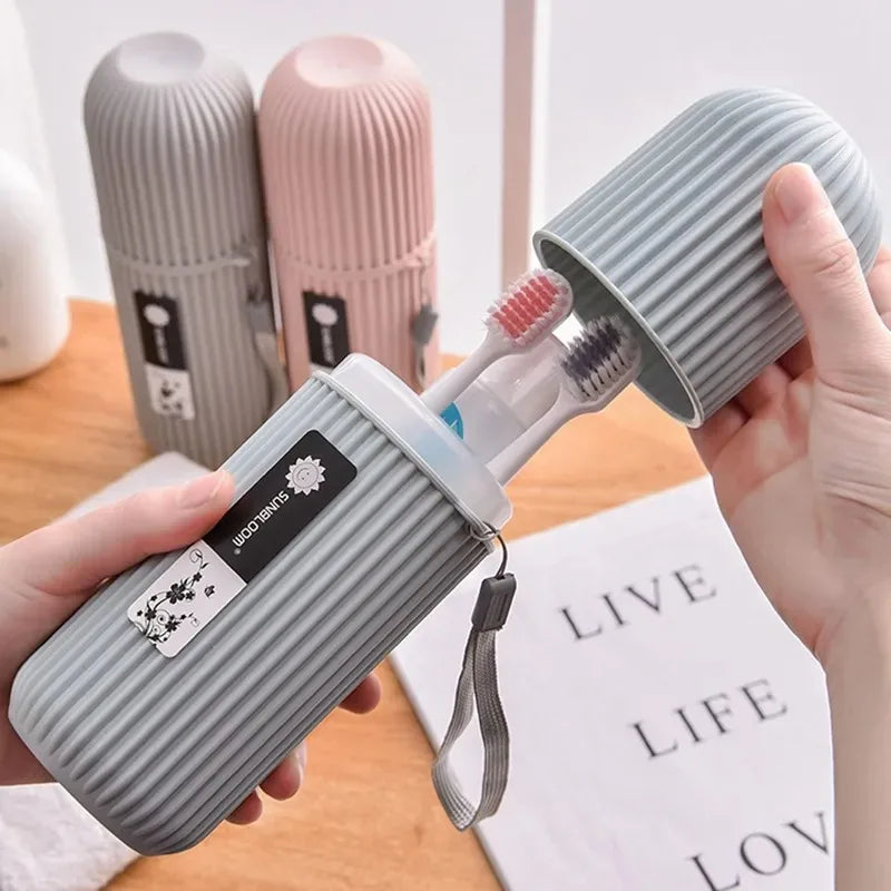 Étui de protection portable pour brosse à dents et dentifrice -
